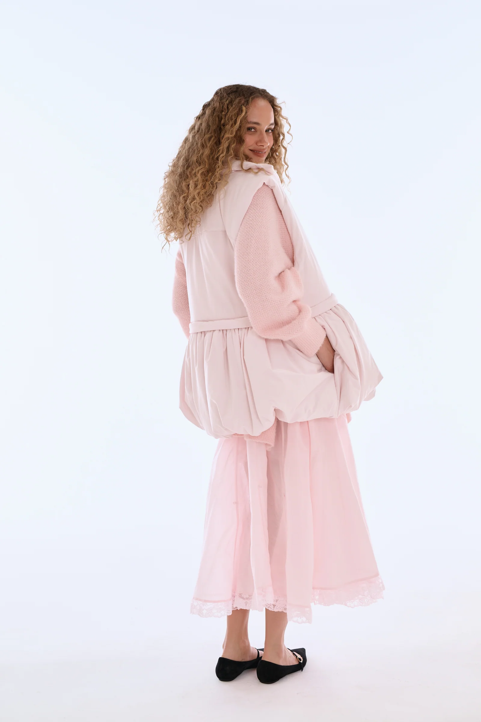 En Pointe Puffer Vest - Image 8
