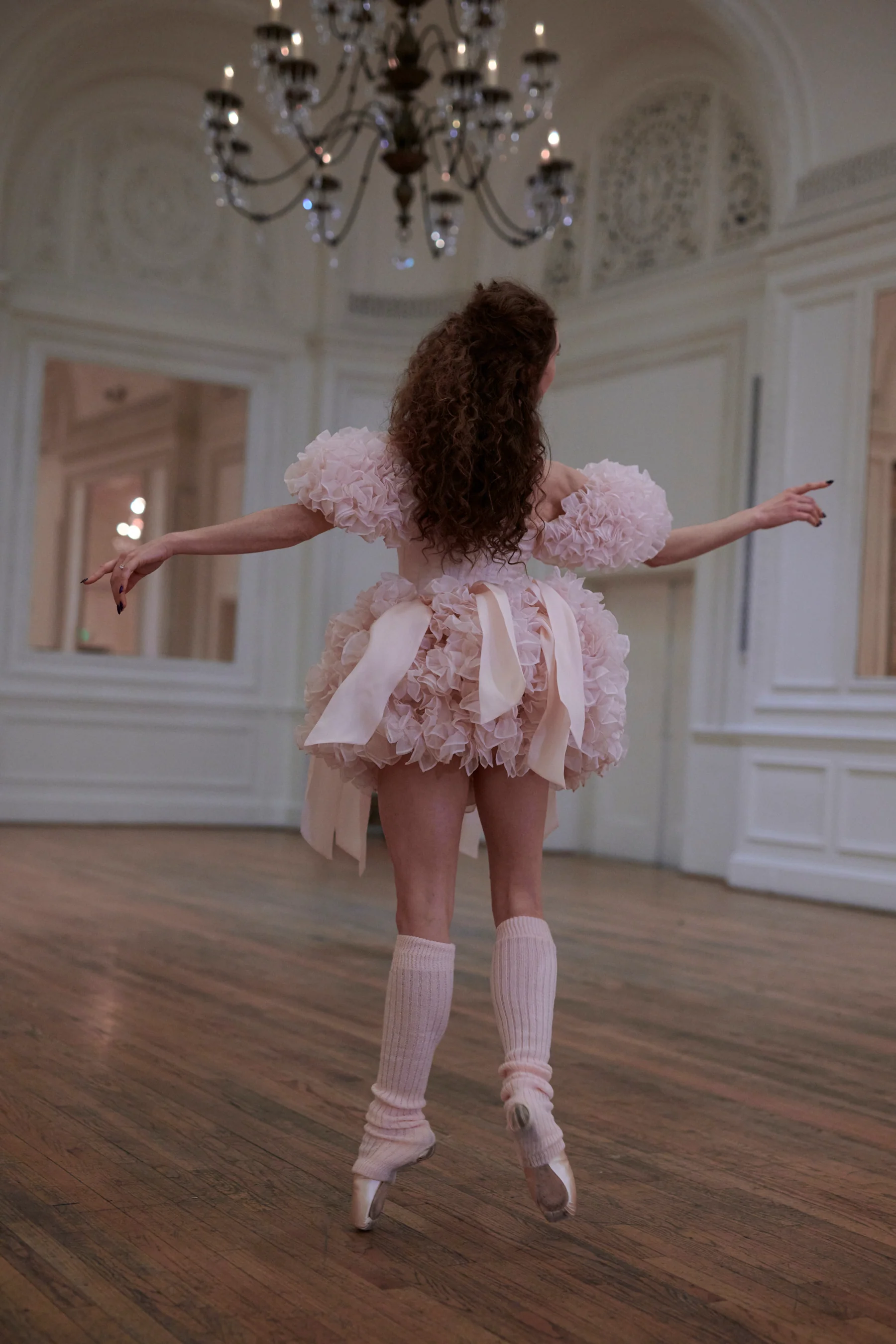 En Pointe Silk Paris Corset - Image 7