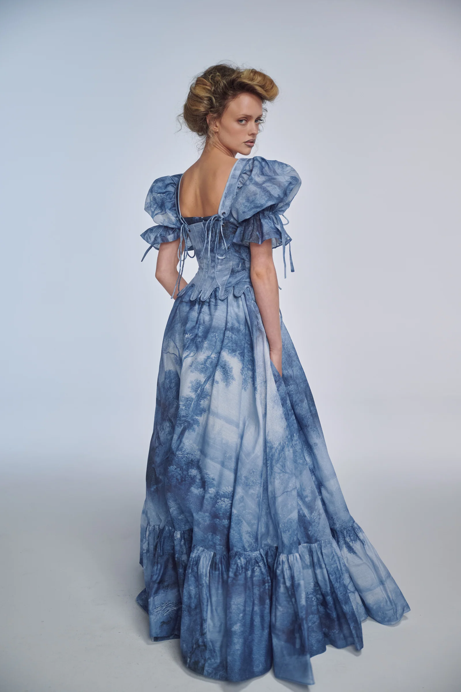 The British Toile Landscape Shipwrecked Corset - Image 4