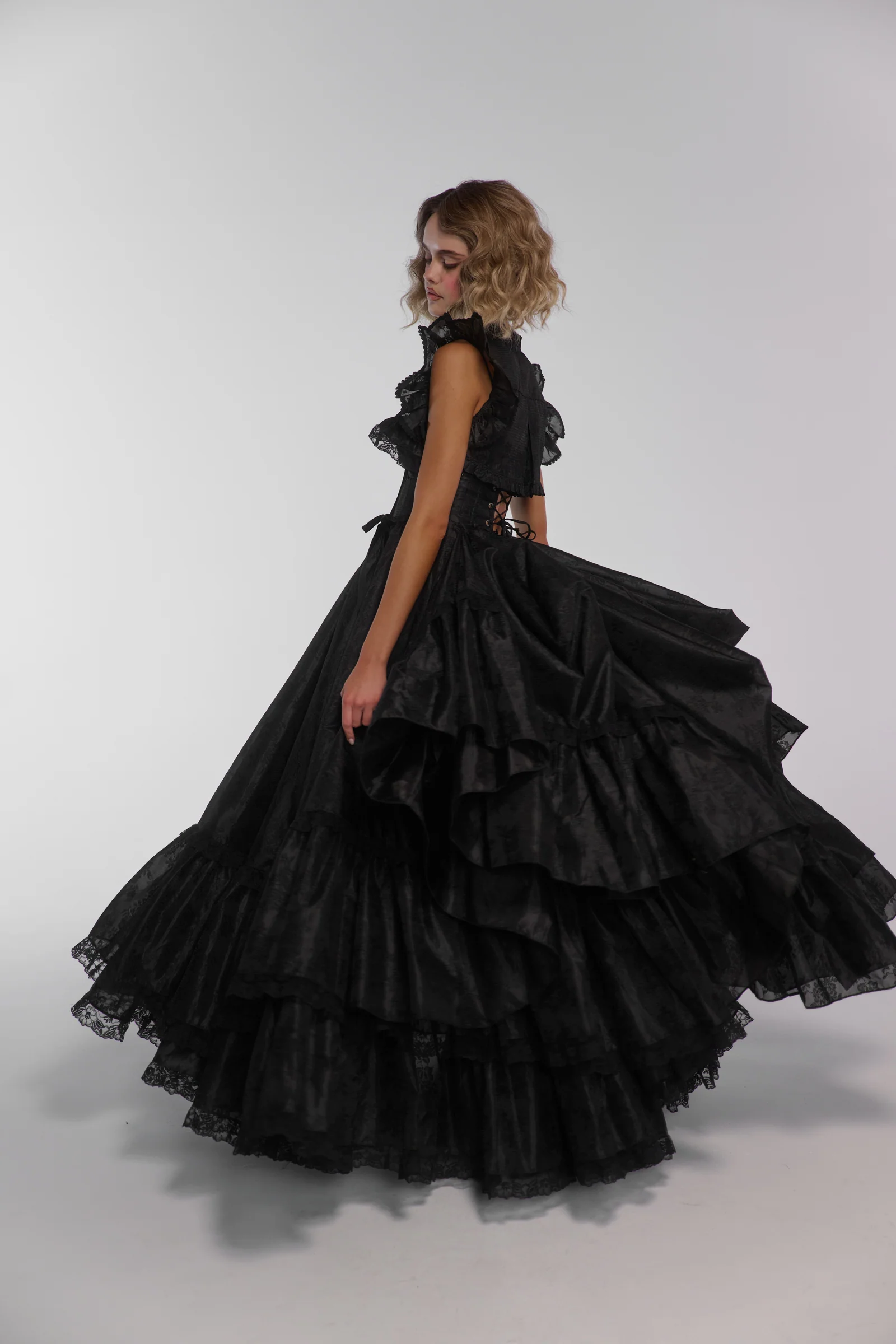 The Caviar Lace For Lovers Gown - Image 9