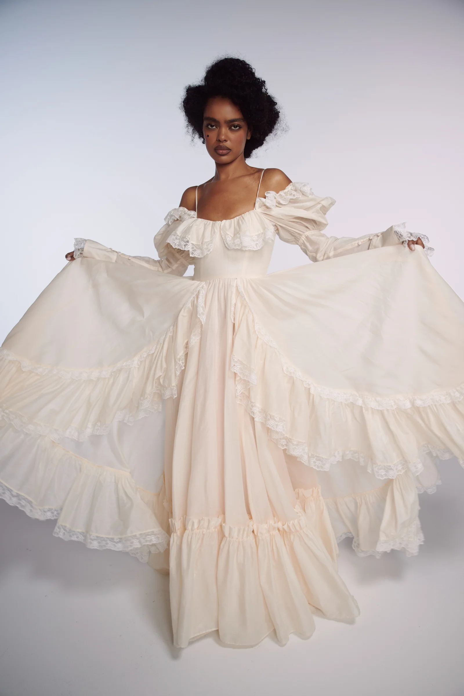 The Vanilla Princess Maiden Gown - Image 4