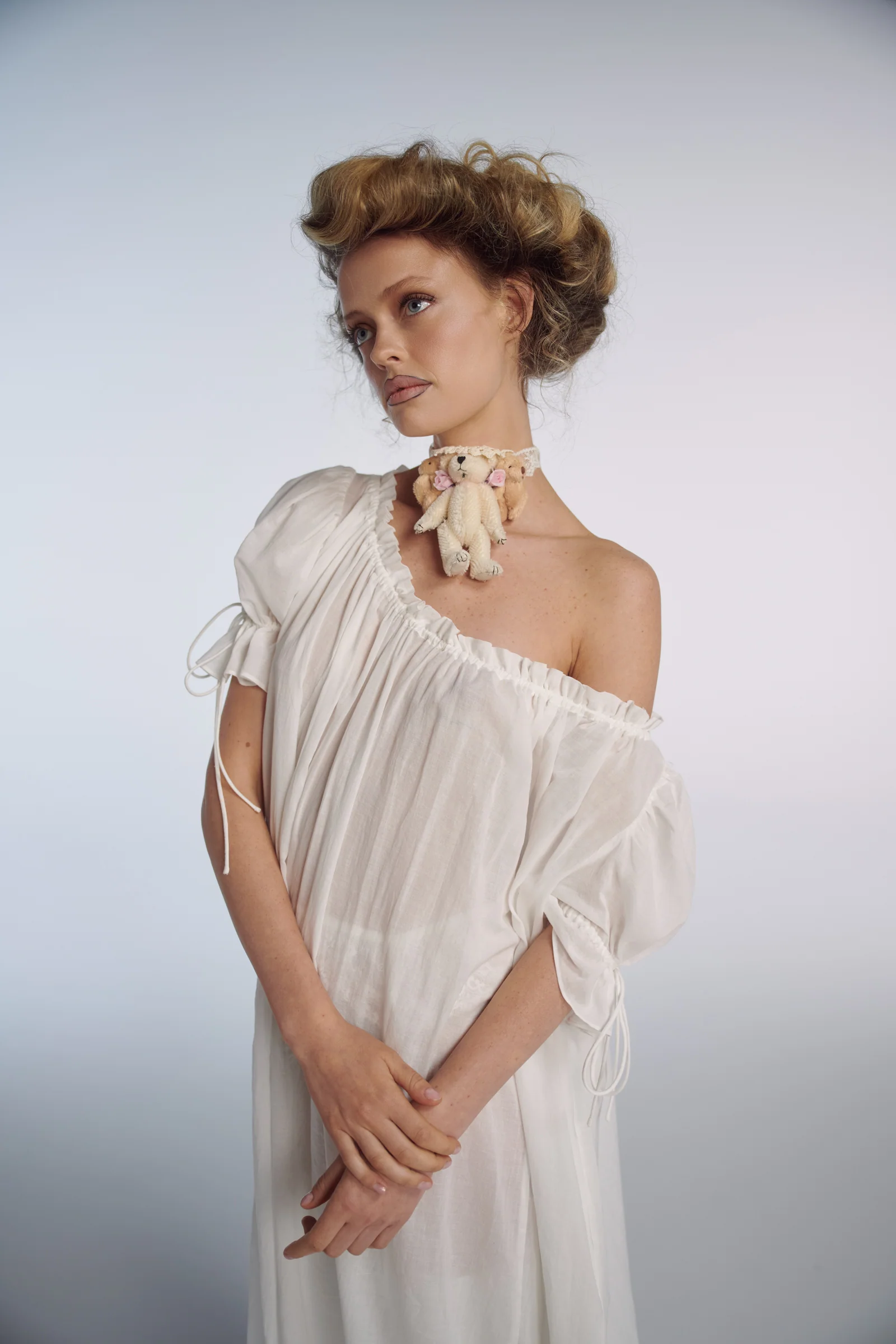 The Ivory Antique Chemise Gown - Image 10