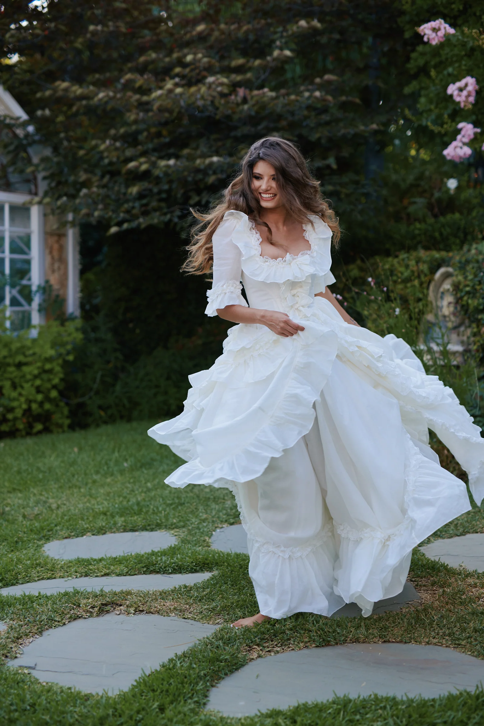 The Ivory Silk Organdy Antoinette Gown - Image 15