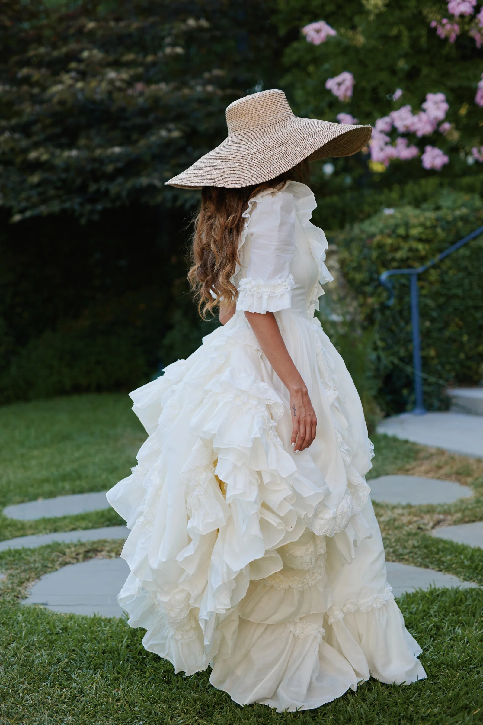The Ivory Silk Organdy Antoinette Gown - Image 4