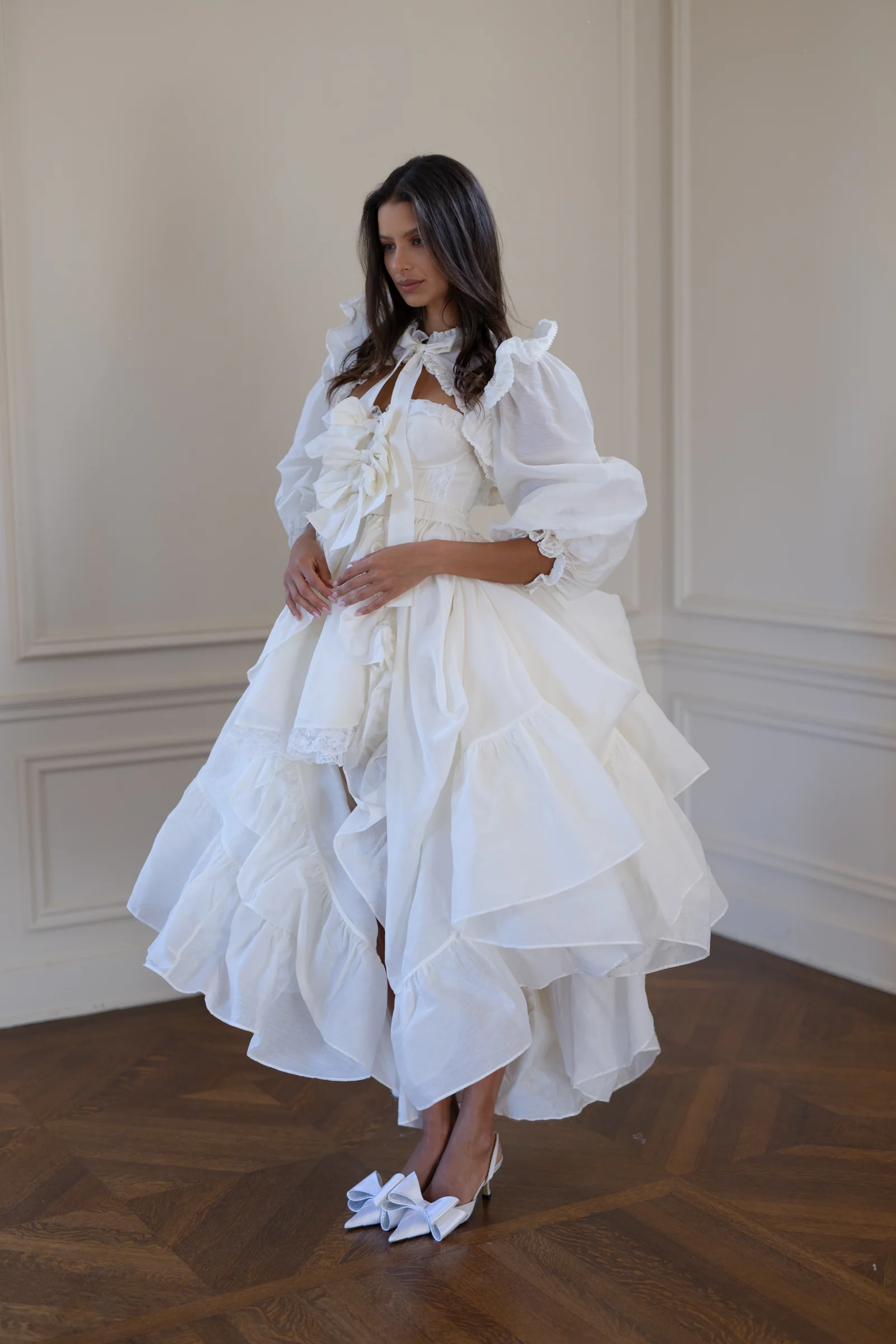 The Ivory Duchess Tournure - Image 9