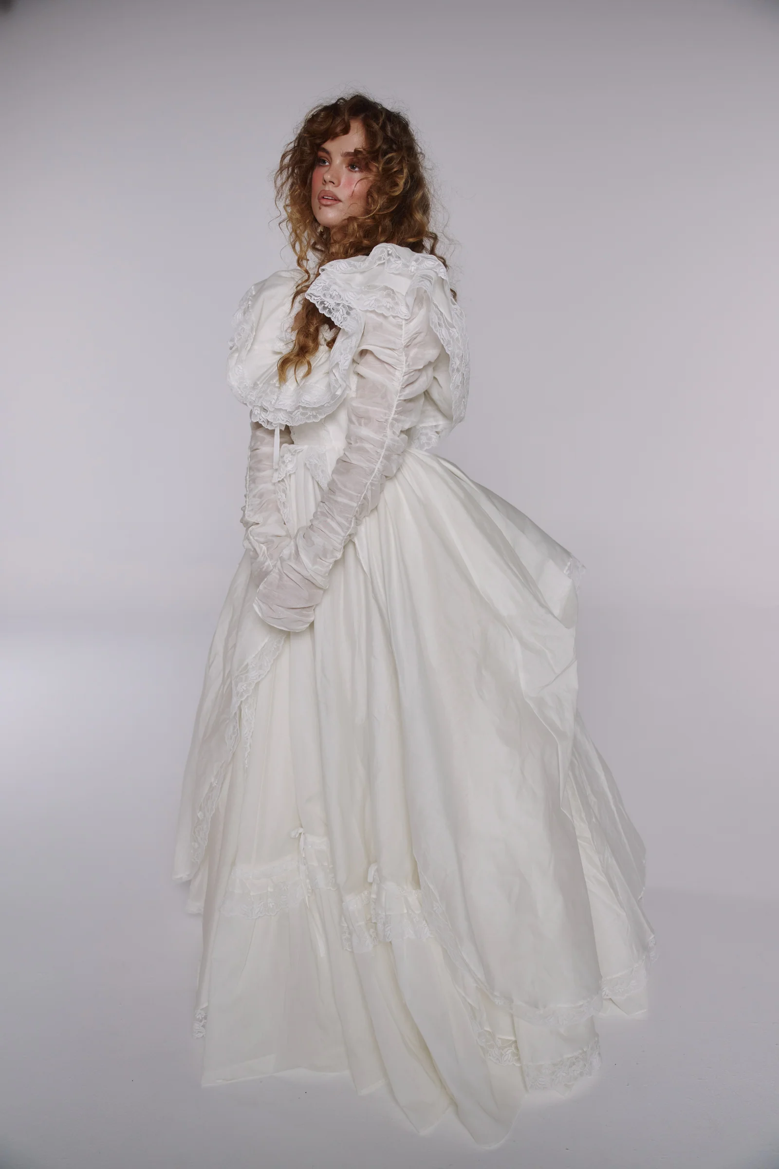 The Orchestra Gown - Image 8