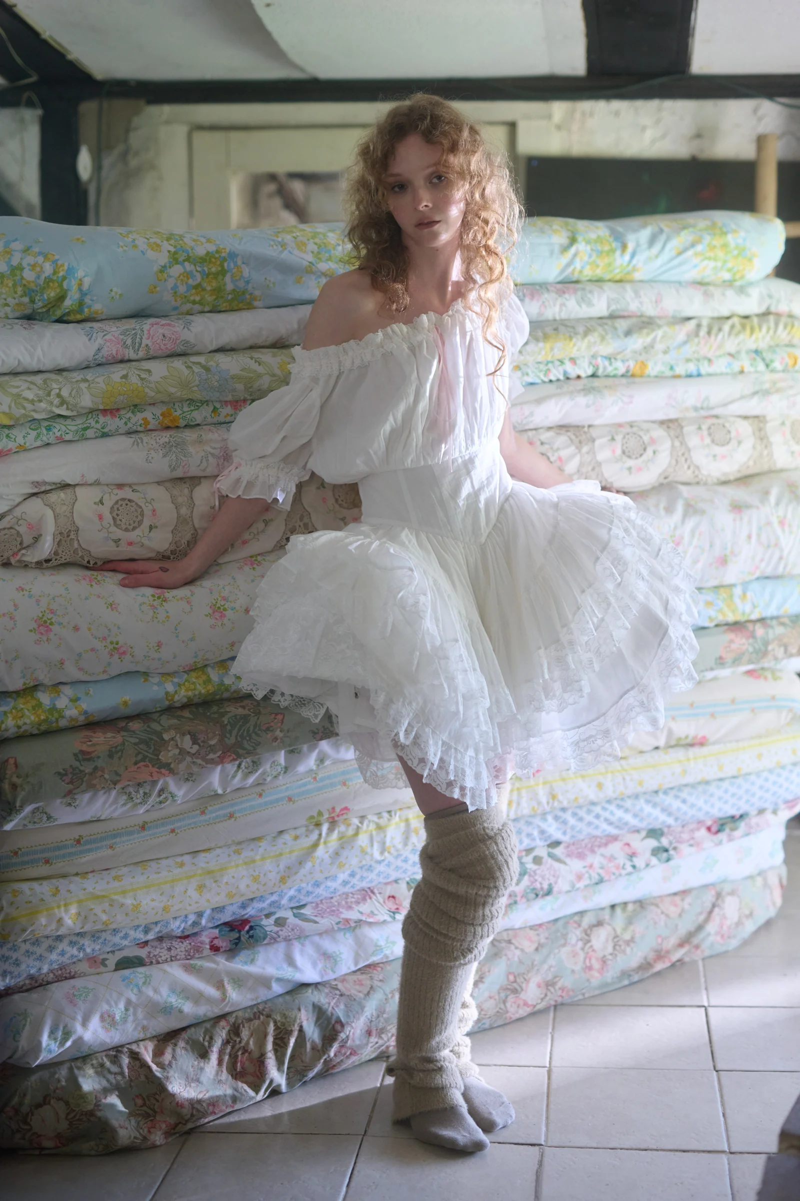 The Ivory Ruffle Cage - Image 6