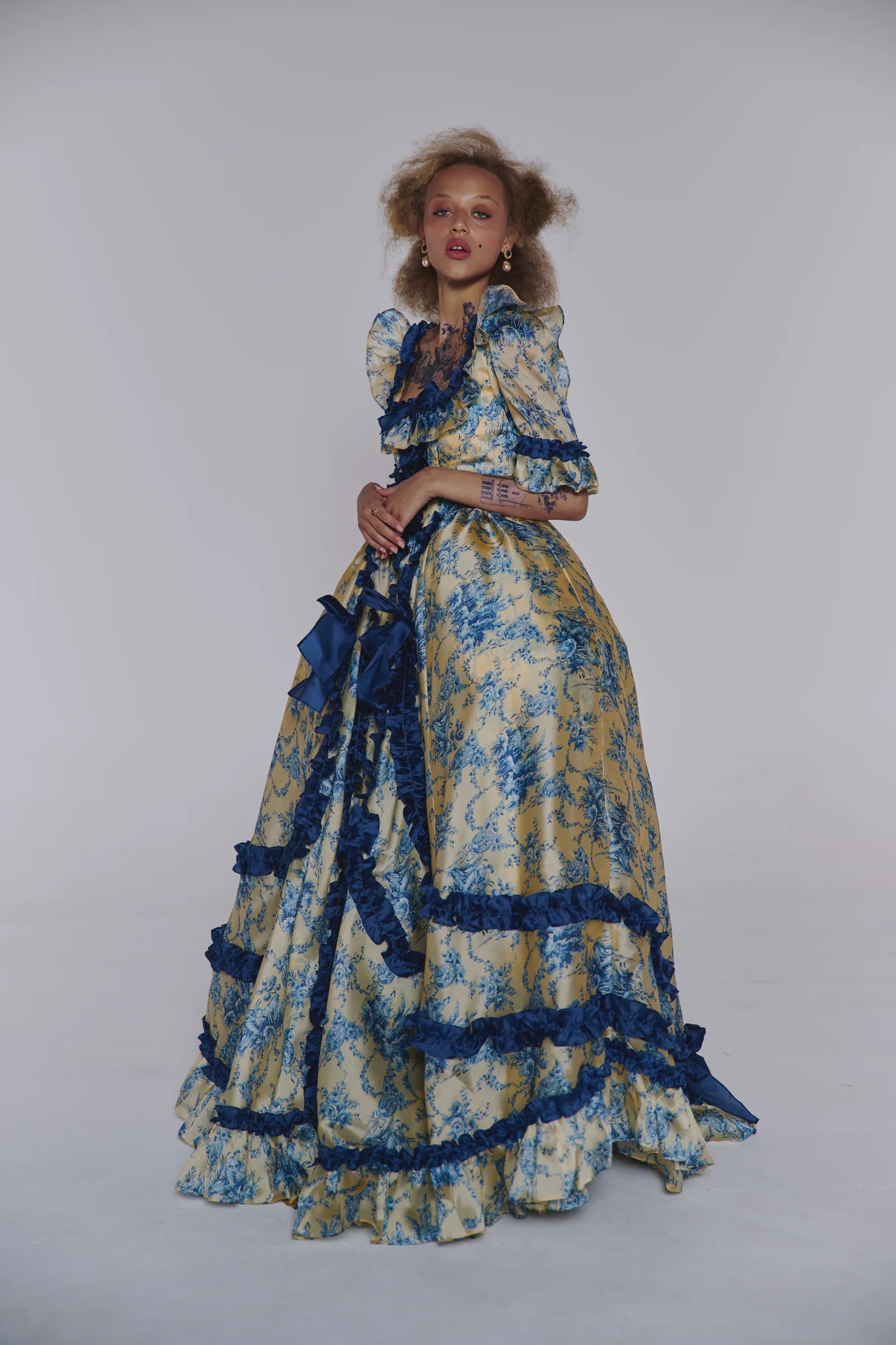 The Silk Satin Lumière Antoinette Gown - Image 10