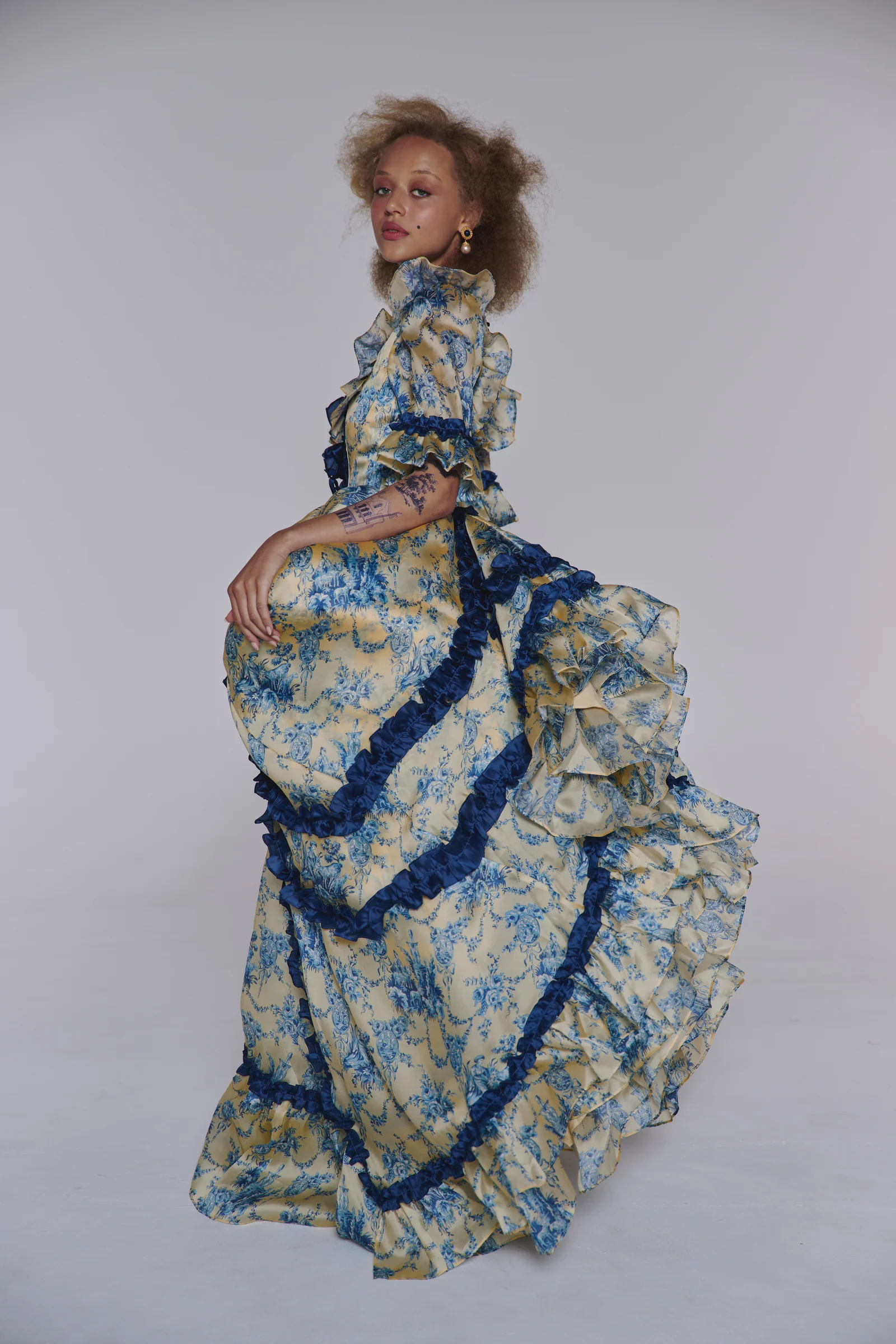 The Silk Satin Lumière Antoinette Gown - Image 11