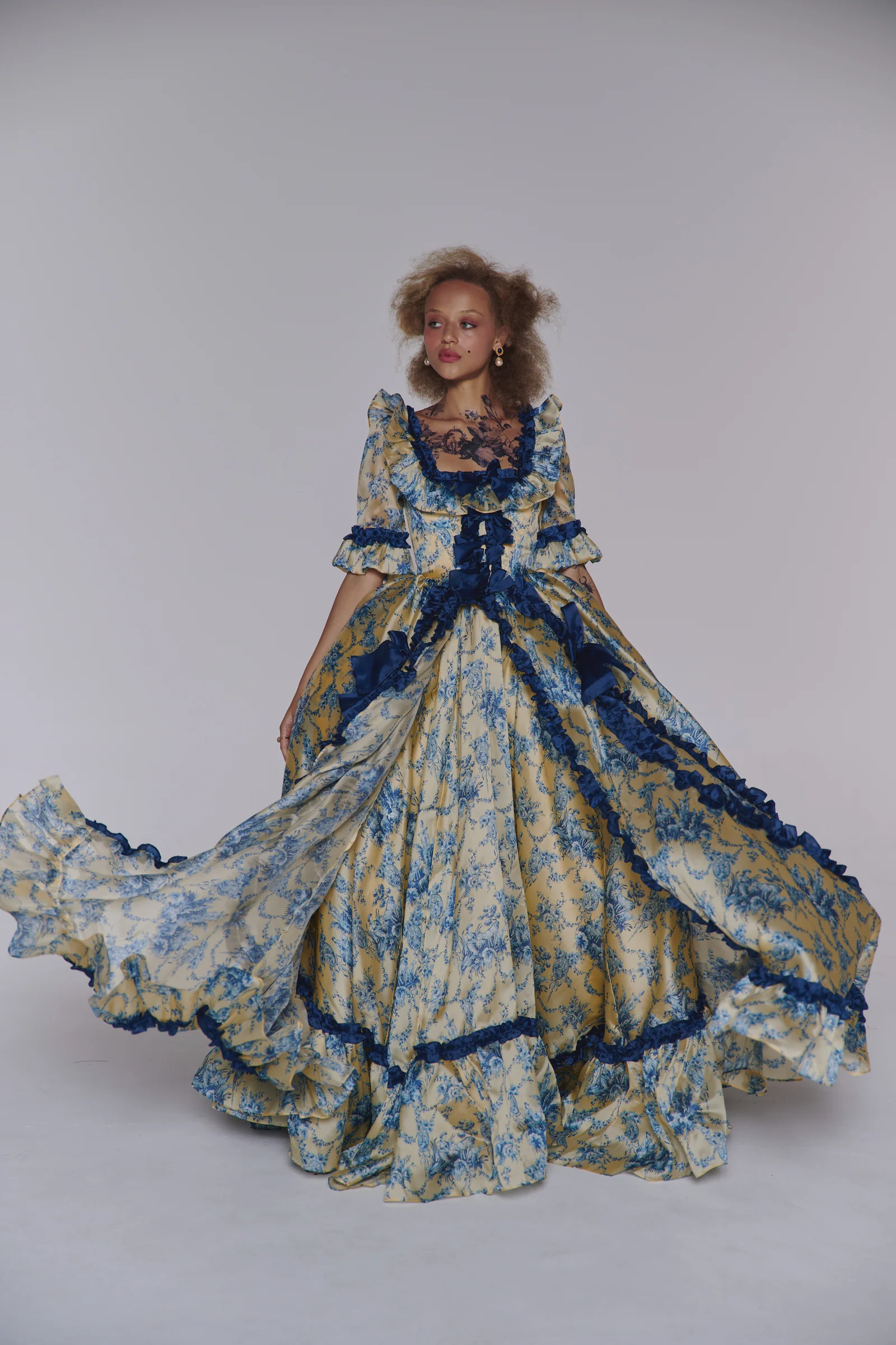 The Silk Satin Lumière Antoinette Gown - Image 13
