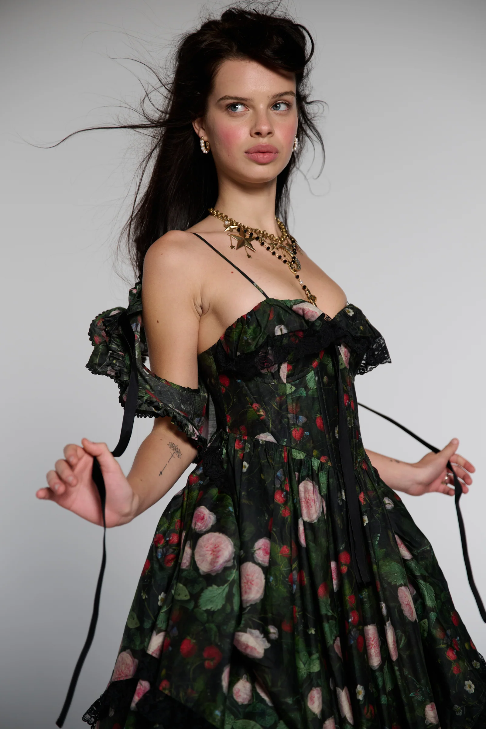 Nature's Delights Princess For Lovers Gown - Image 22