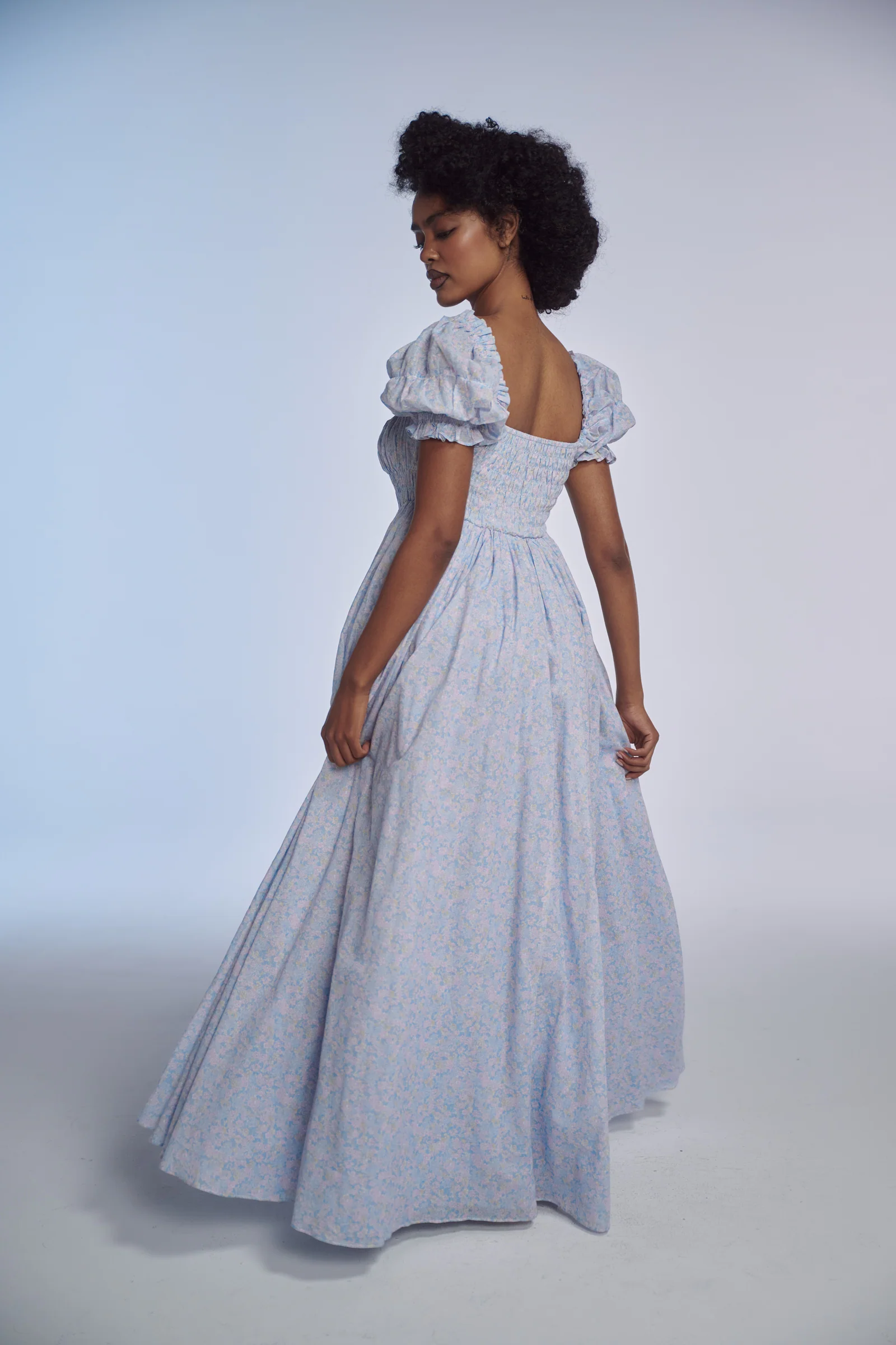 The Prairie Renfaire Gown - Image 5