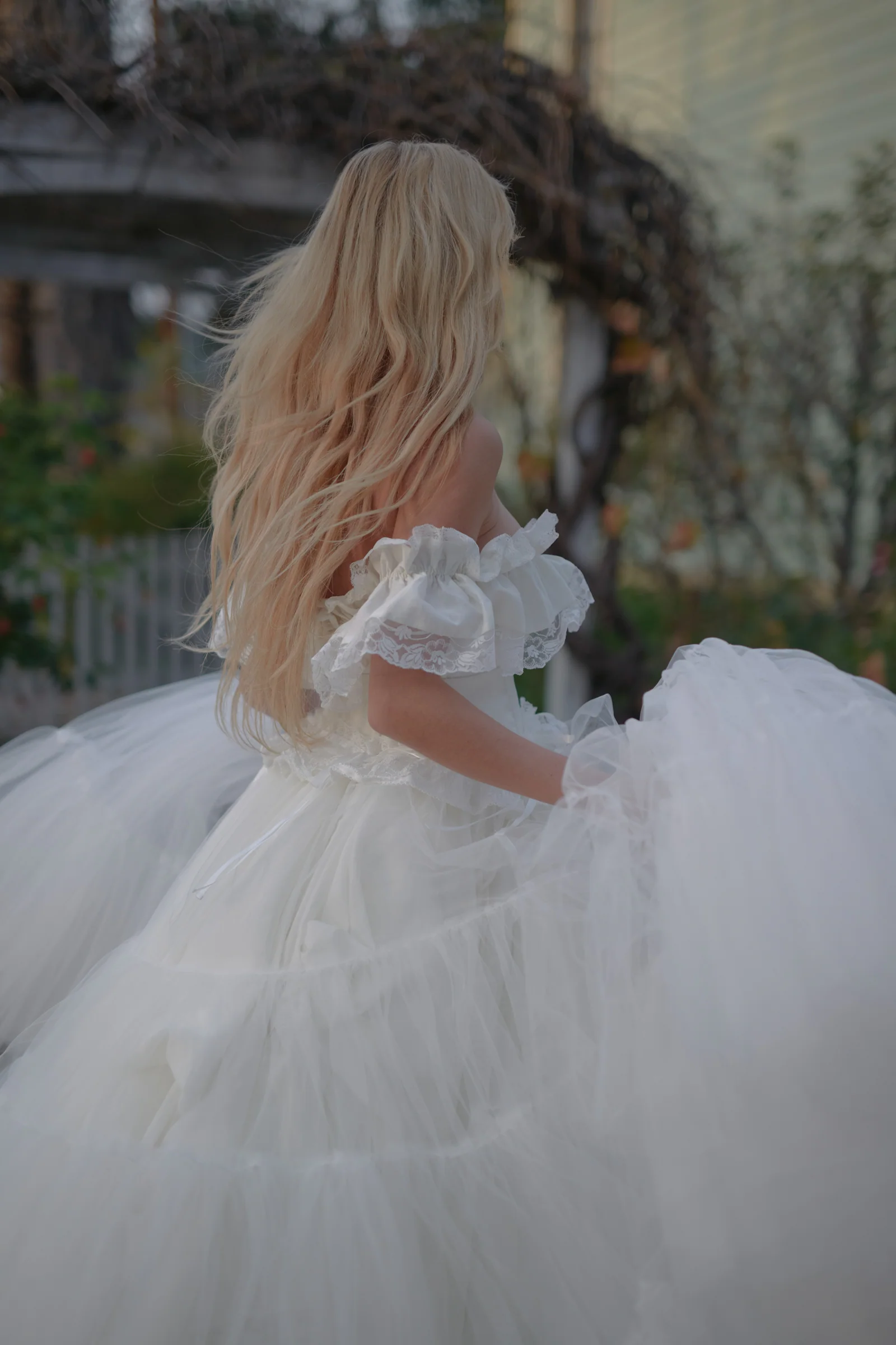 The Tulle Heroine Tournure - Image 6