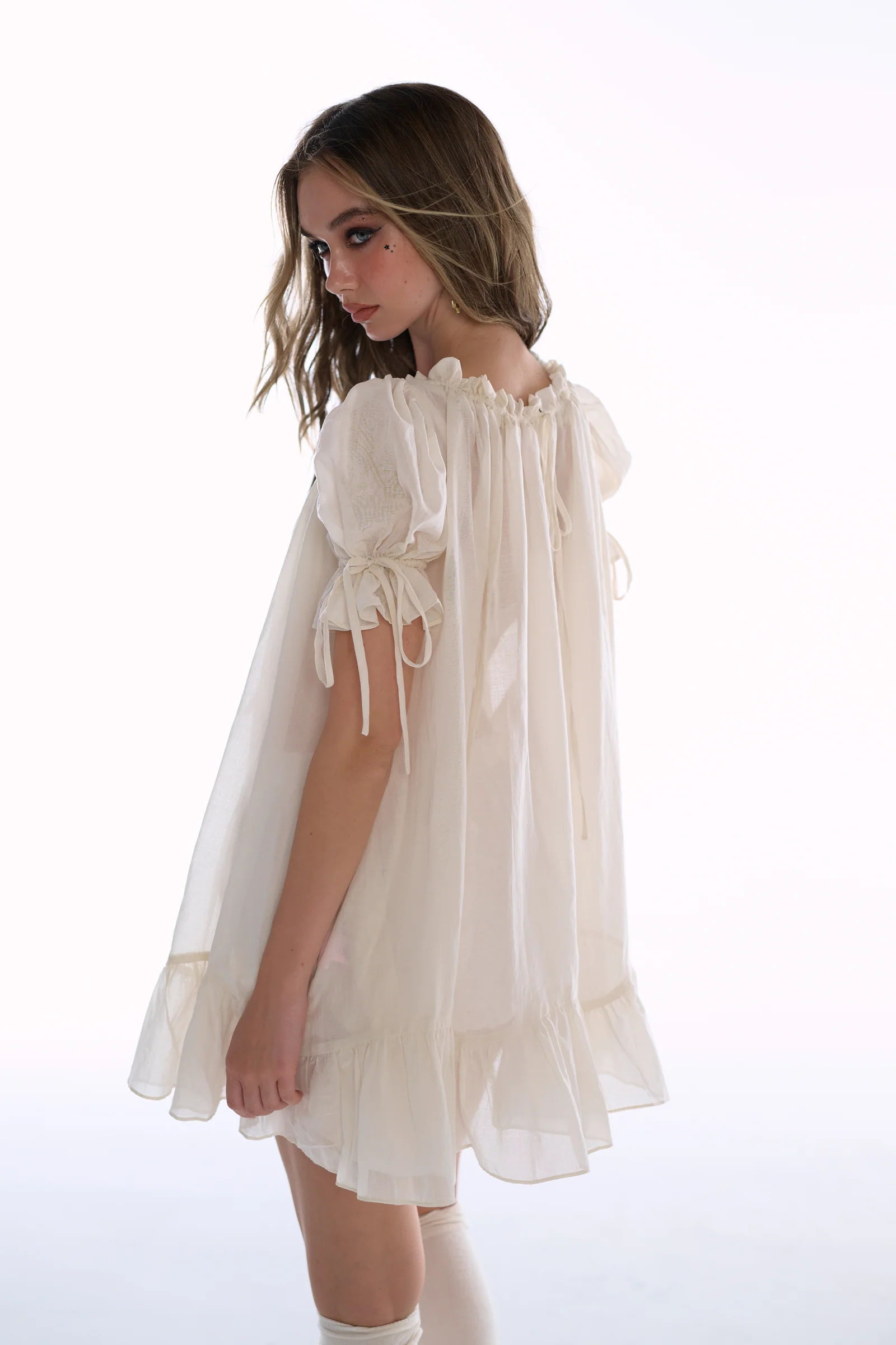 The Vanilla Antique Chemise - Image 8